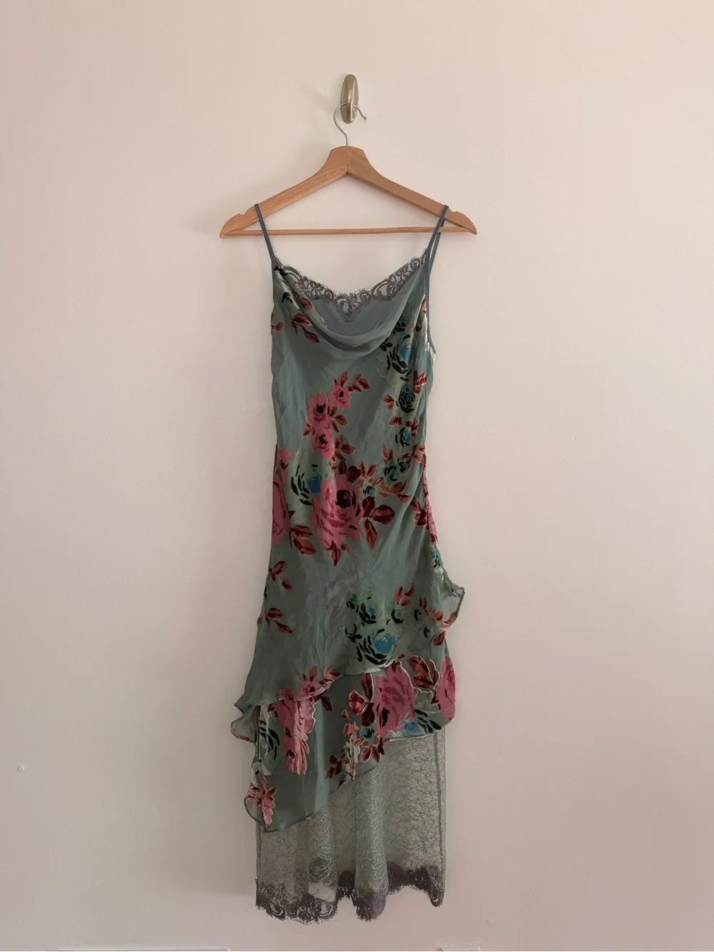 Vintage Betsey Johnson Floral Lace Asymmetrical Fairy Grunge Slip Dress Size 6